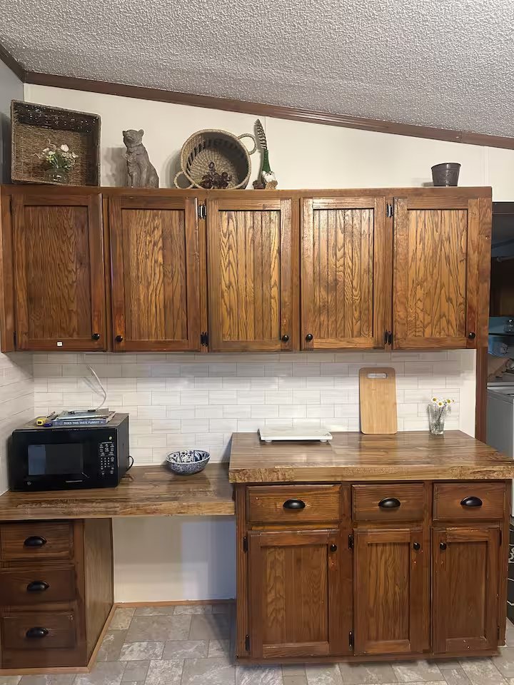 Kitchen cabinet and counter detail