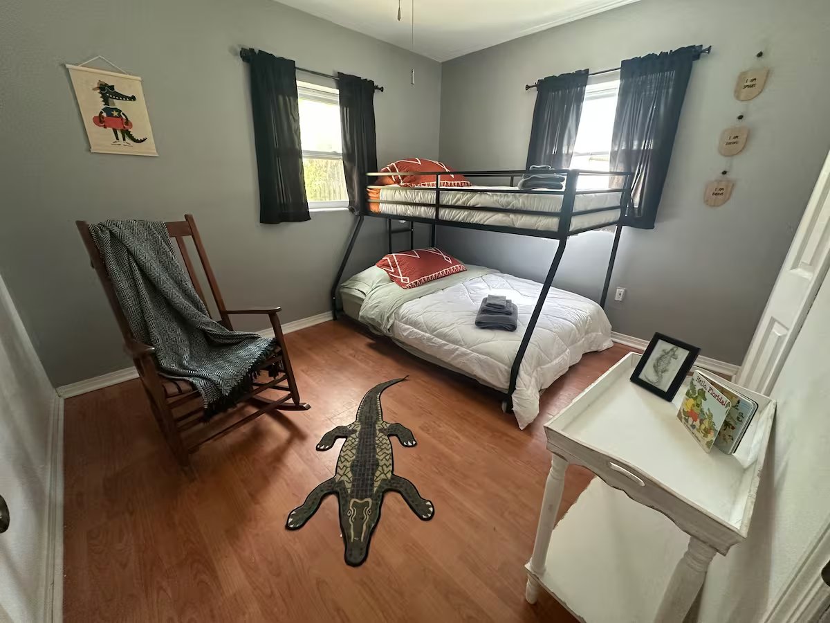Second bedroom with full-over-twin bunk bed